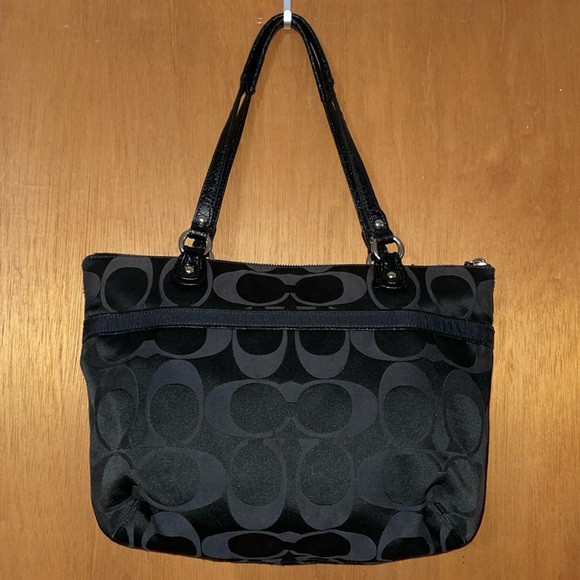 •COACH•BLACK SIGNATURE "C" LOGO TOTE BAG GUC - Picture 2 of 12
